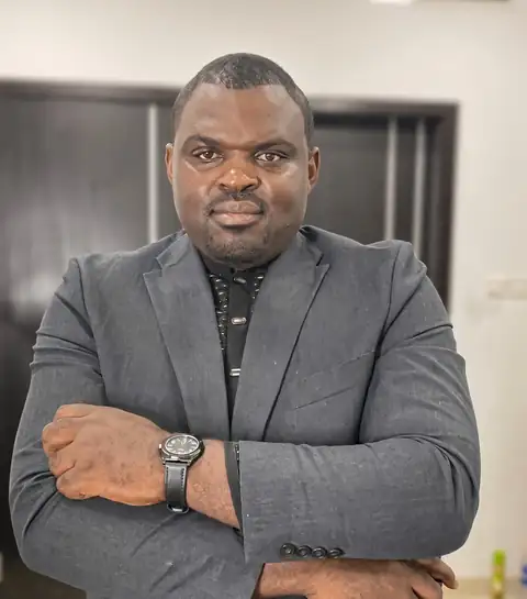 Shusi Elvis, founder and director of Shen Web Studio
